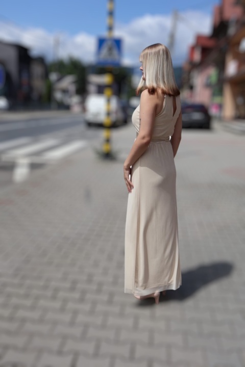 Elegancka, klasyczna sukienka Anna Field