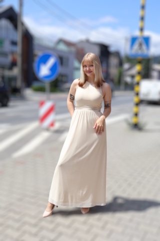 Elegancka, klasyczna sukienka Anna Field