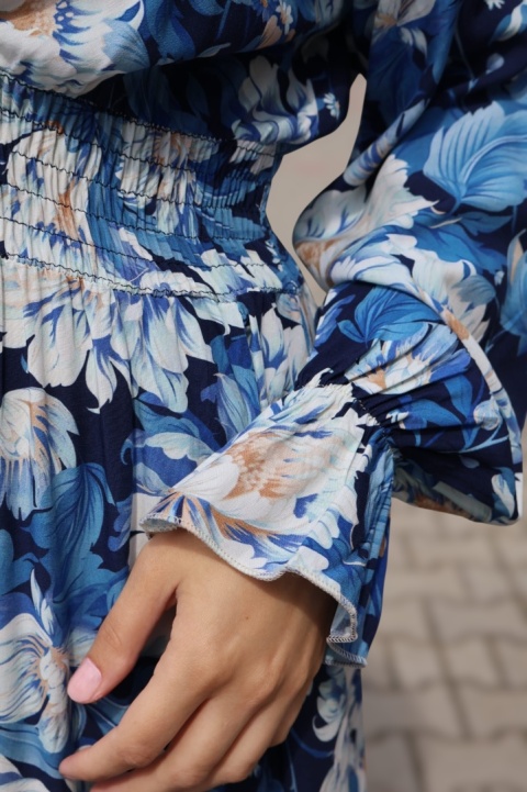 Długa wiskozowa sukienka z kieszeniami, dekolt kopertowy, marka Pepper