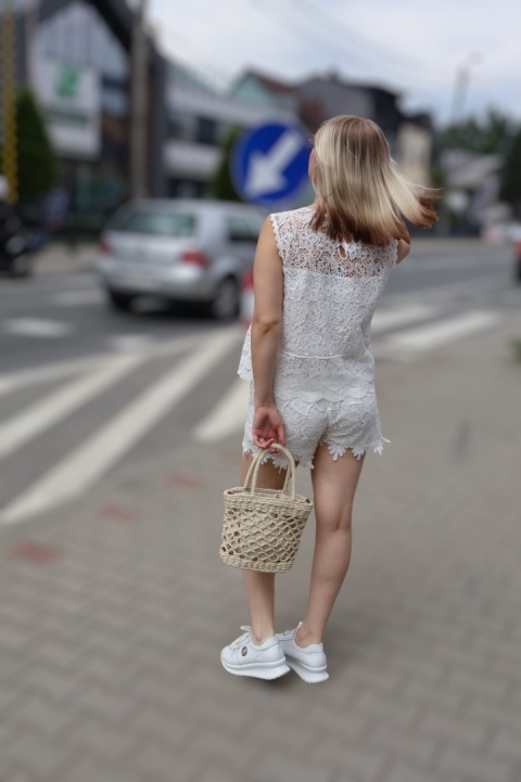 Gipiurowe krótkie spodenki