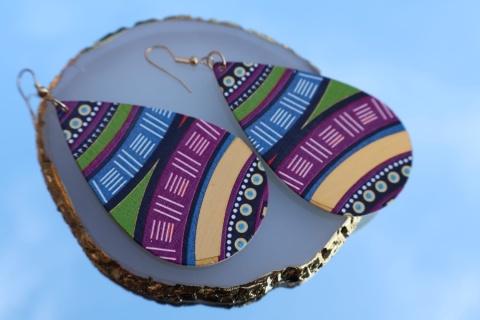 Kolczyki wiszące, drewniane, kolorowe łezki