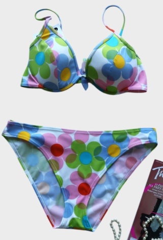 Kostium kąpielowy dwuczęściowy w kwiaty