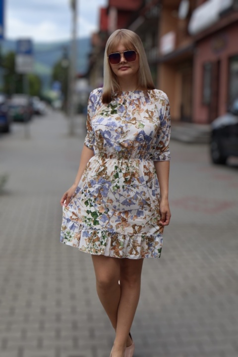 Sukienka z krótkimi rękawami, motyw liści