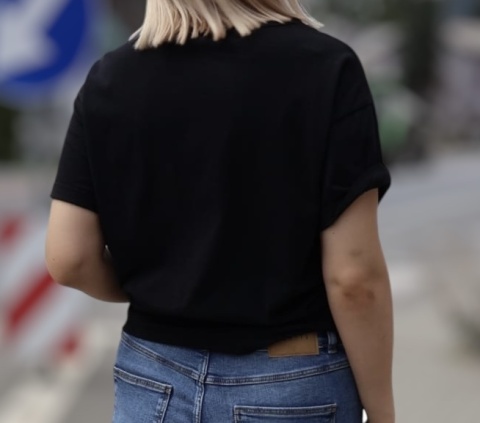 Bluzka bawełniana czarna z nadrukiem rockowym