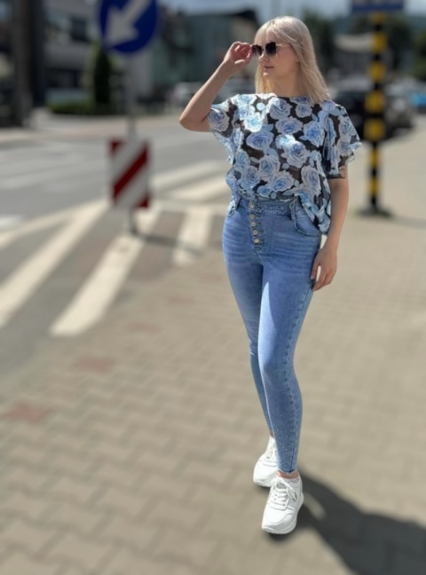 Bluzka mgiełka róże z rękawem w kształcie skrzydeł motyla