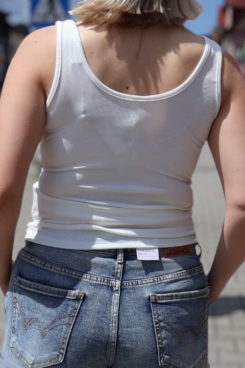 Bluzka top prążek dekolt v z wszytymi wkładkami biały