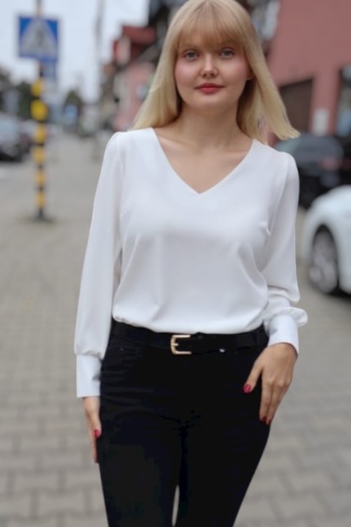 Bluzka z dekoltem w serek, długi rękaw, polski producent, biała