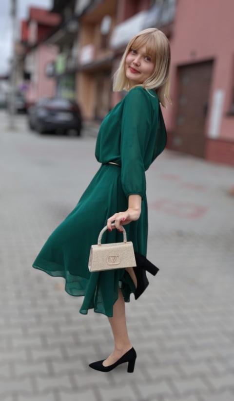 Elegancka, szyfonowa, rozkloszowana sukienka butelkowa zieleń