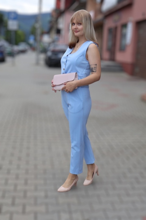 Jasnoniebieski komplet garniturowy kamizelka i spodnie