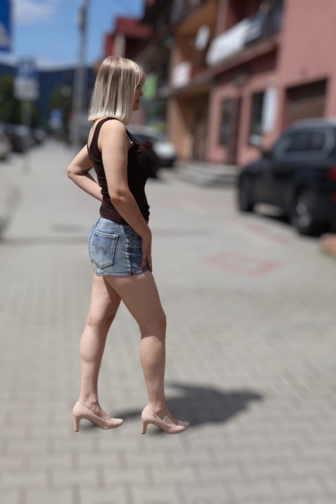 Krótkie spodenki szorty jeans M SARA