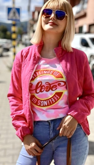 Kurtka bomberka pikowana różowa