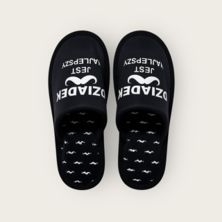 Pantofle dla dziadka z napisem Dziadek jest najlepszy