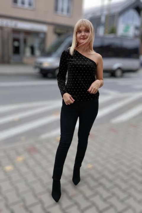 Elegancka bluzka na jedno ramię River Island zdobiona kryształkami