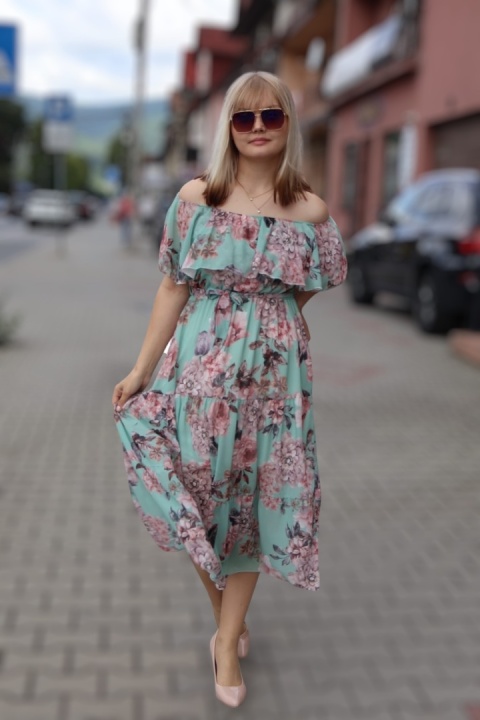 Sukienka hiszpanka z falbaną w kwiaty, midi