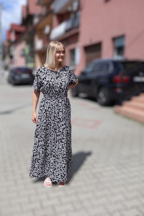 Sukienka maxi hiszpanka w drobne listki, krótki rękaw czarna