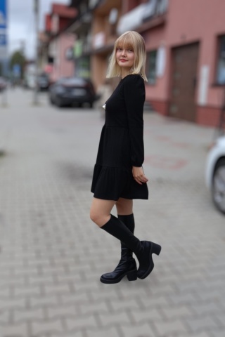 Sukienka mała czarna mini z falbanami OVS