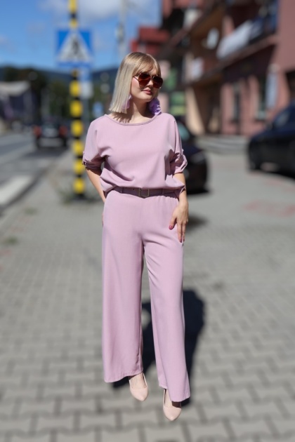 Wiskozowy komplet bluzka i spodnie z szerokimi nogawkami pudrowy róż