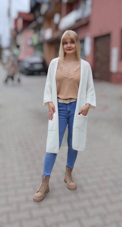 Długi kardigan ecru oversize z kieszeniami